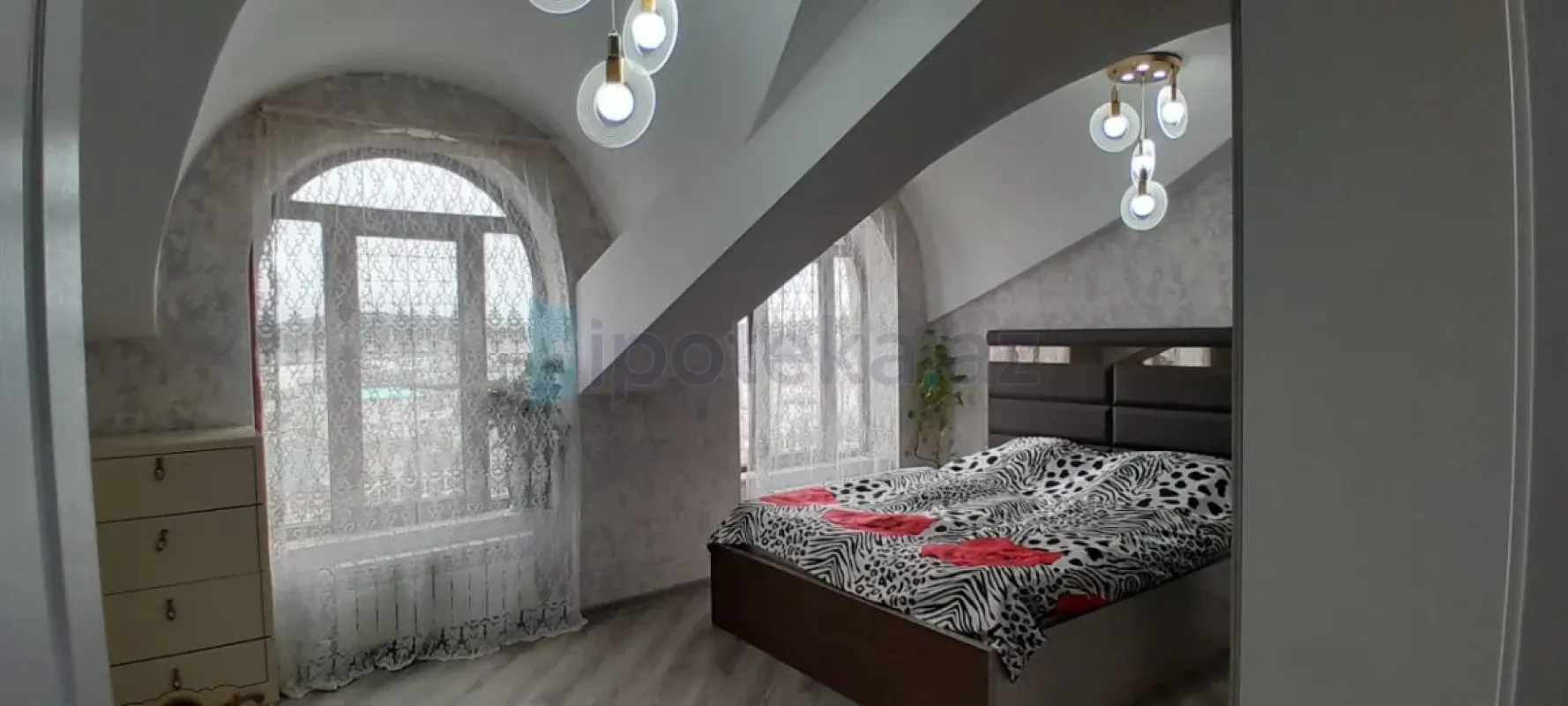 Satılır 2 otaqlı yeni tikili 94.5 m²