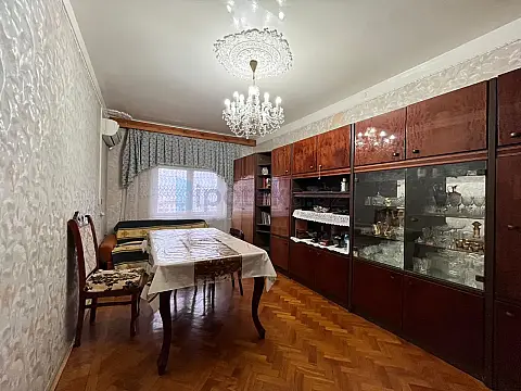 Satılır 4 otaqlı köhnə tikili 105 m² — Bakı, Xətai 4 otaq 105.00 m²