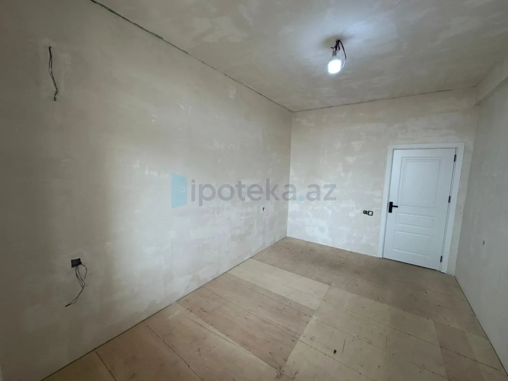 Satılır 3 otaqlı yeni tikili 92 m²