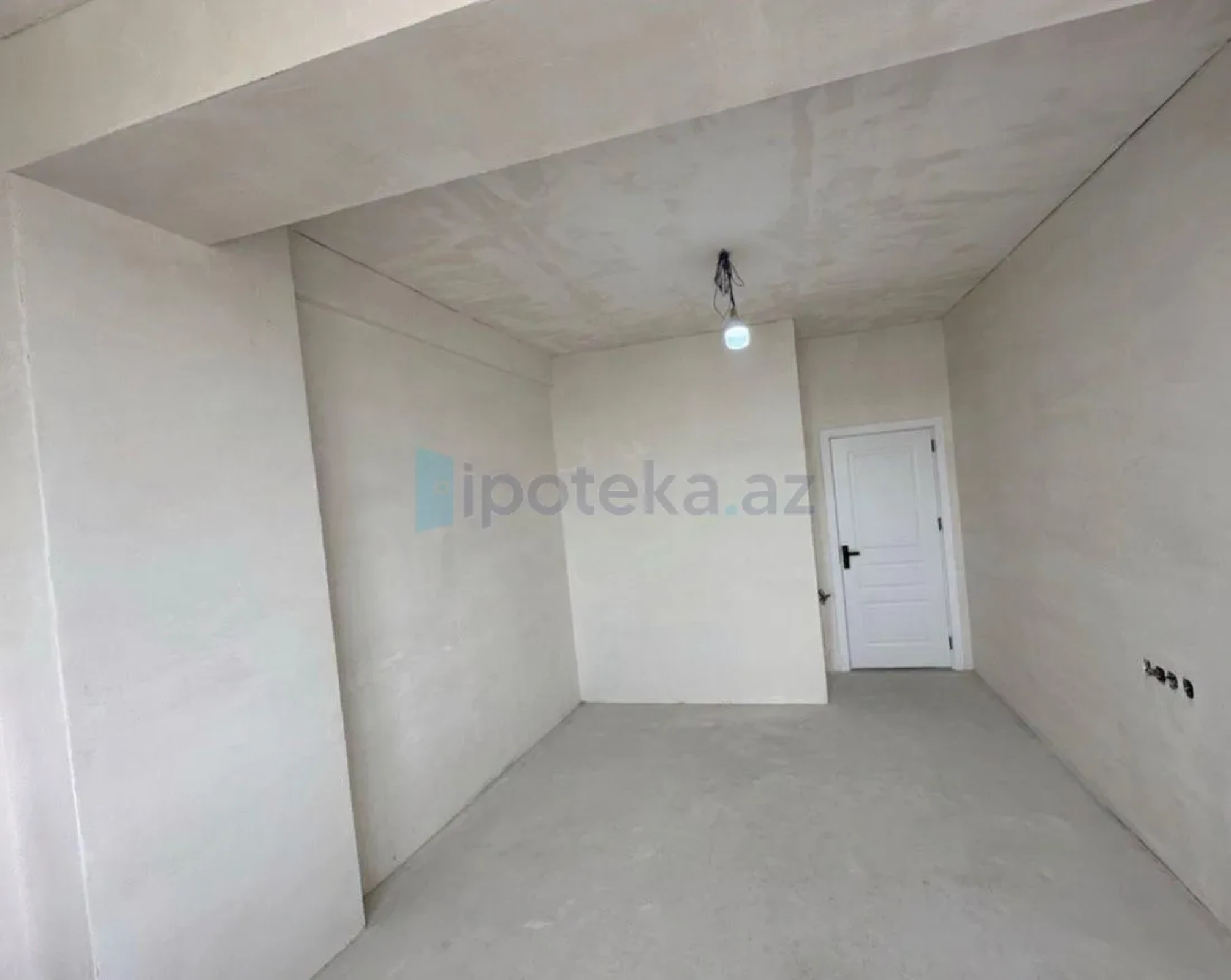 Satılır 3 otaqlı yeni tikili 92 m²