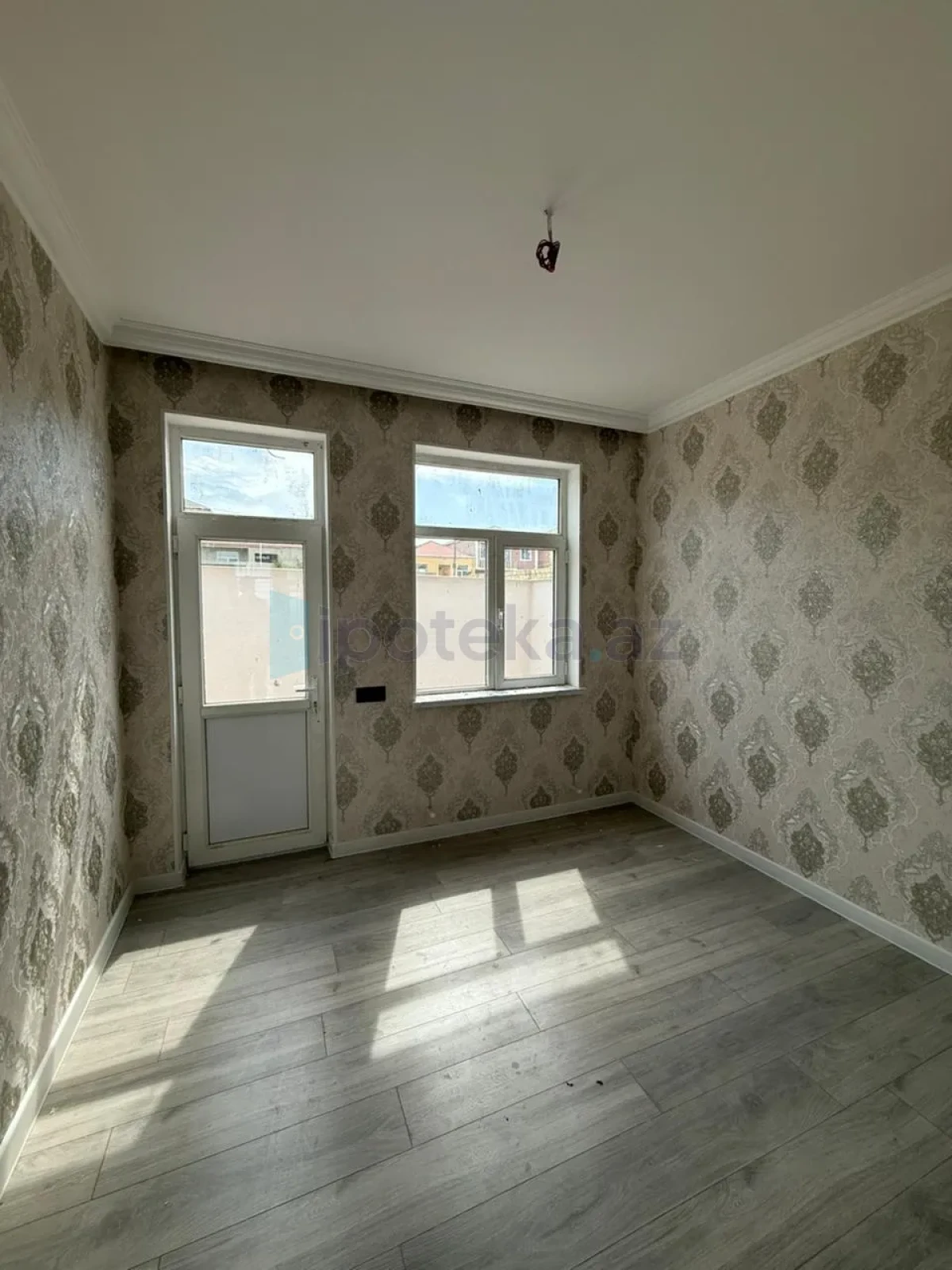 Satılır 4 otaqlı həyət evi 110 m²