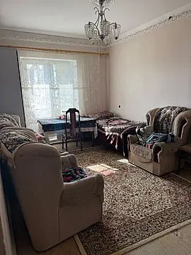 Satılır 3 otaqlı köhnə tikili 80 m² — Bakı, Yeni Günəşli 3 otaq 80.00 m²
