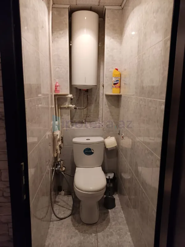 Satılır 3 otaqlı köhnə tikili 90 m²