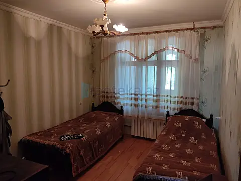 Satılır 3 otaqlı köhnə tikili 90 m²