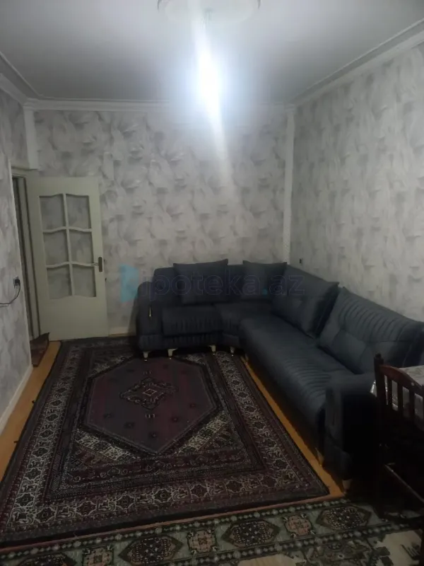 Satılır 2 otaqlı köhnə tikili 40 m²