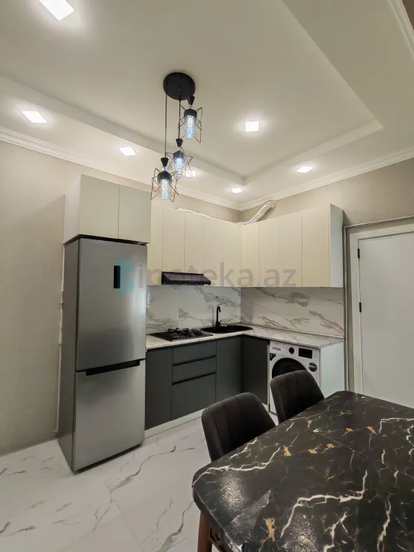 Satılır 3 otaqlı yeni tikili 76 m²