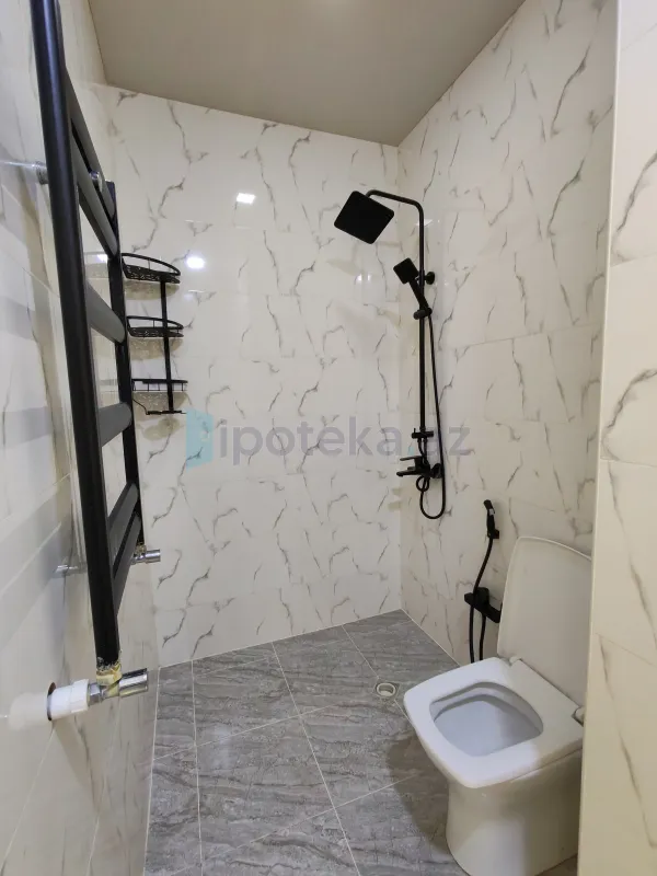 Satılır 3 otaqlı yeni tikili 76 m²
