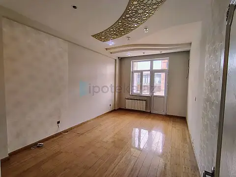 Satılır 3 otaqlı yeni tikili 140 m²