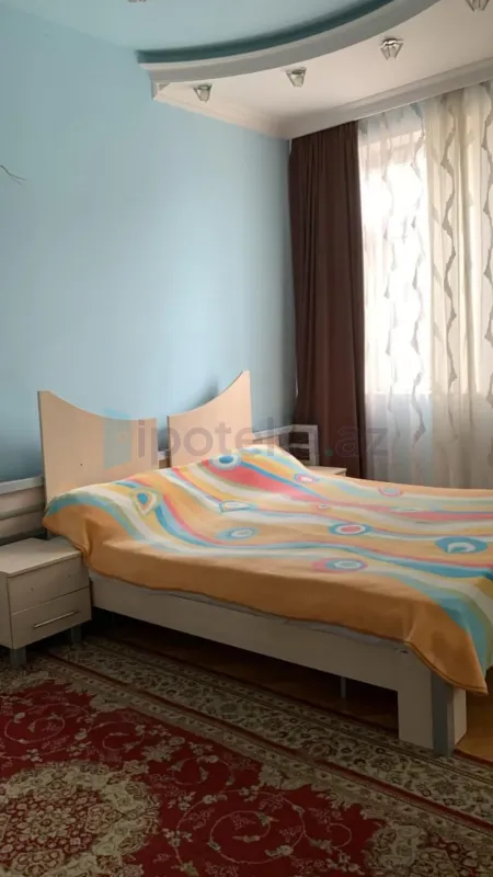 Satılır 2 otaqlı yeni tikili 100 m²