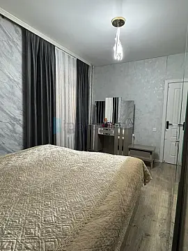 Satılır 2 otaqlı köhnə tikili 65 m²
