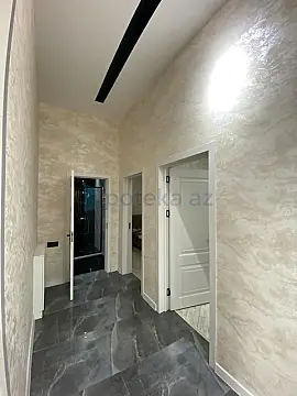 Satılır 4 otaqlı mənzil 150 m²