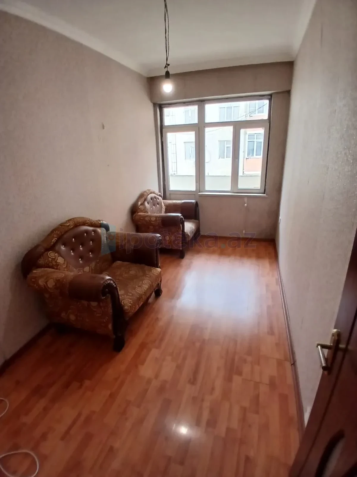 Satılır 2 otaqlı yeni tikili 70 m²