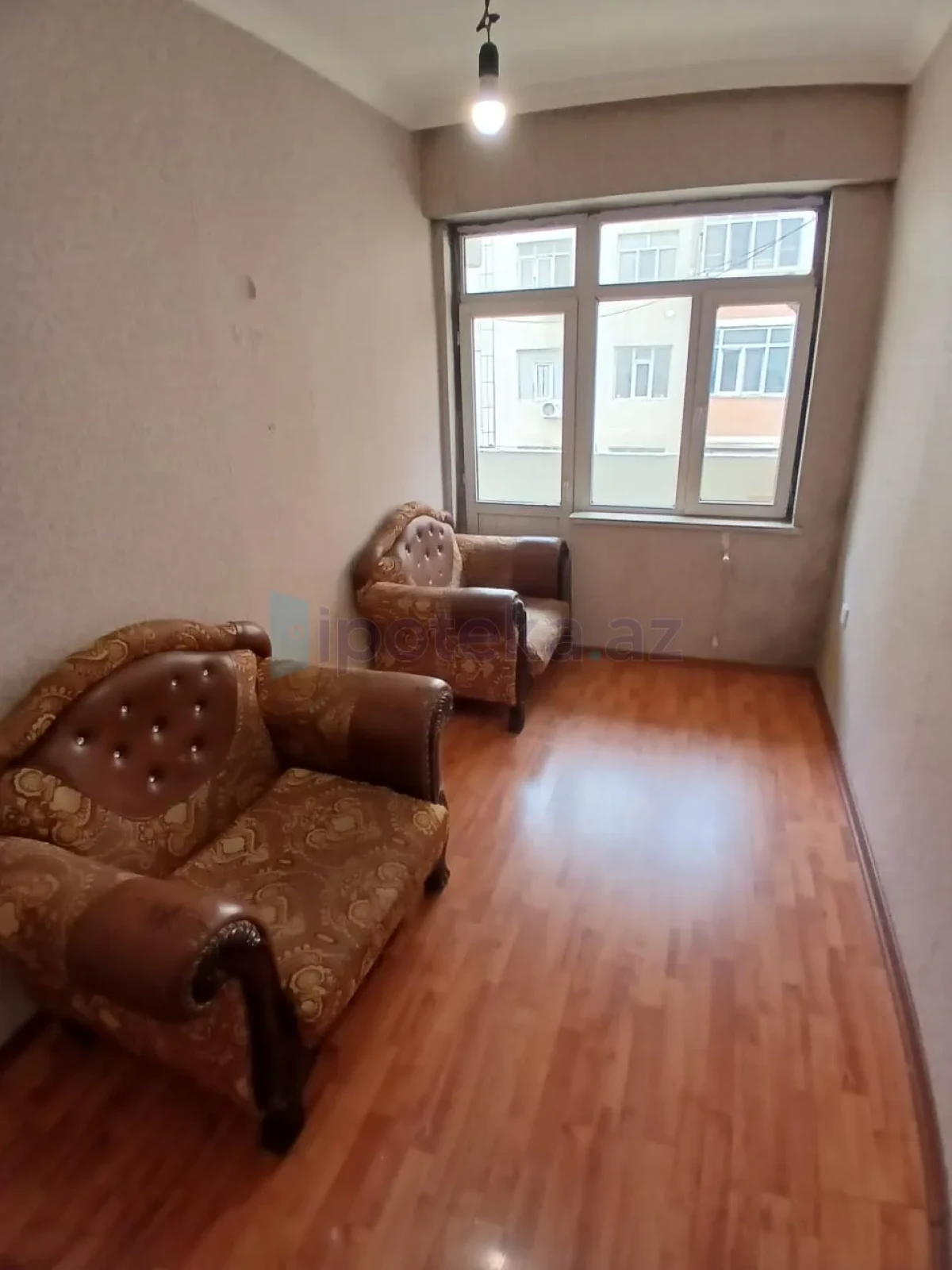 Satılır 2 otaqlı yeni tikili 70 m²