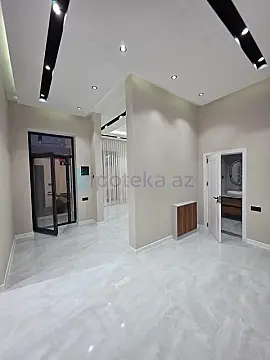 Satılır 4 otaqlı mənzil 140 m²