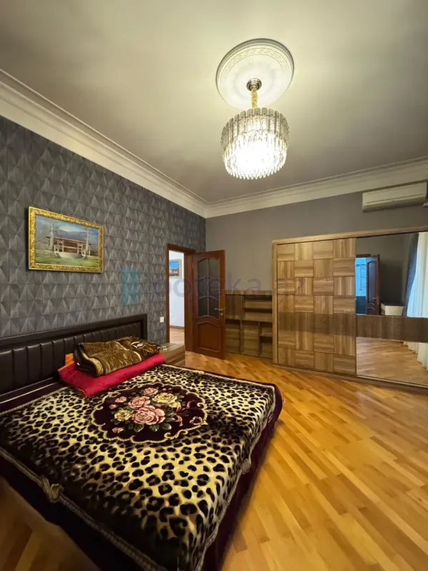 Satılır 4 otaqlı həyət evi 14 m²