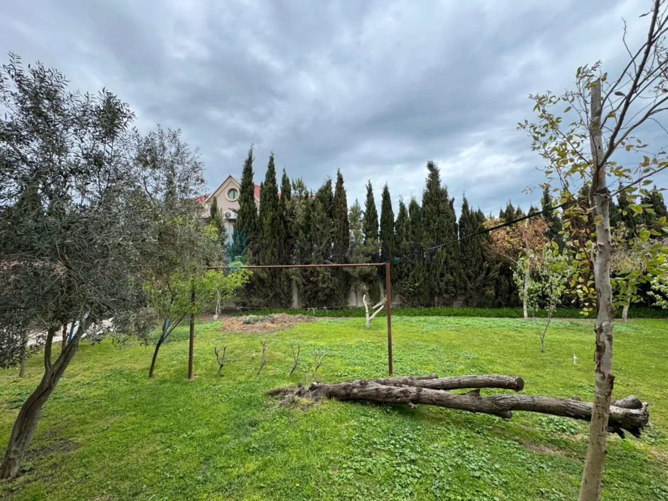 Satılır 4 otaqlı həyət evi 14 m²