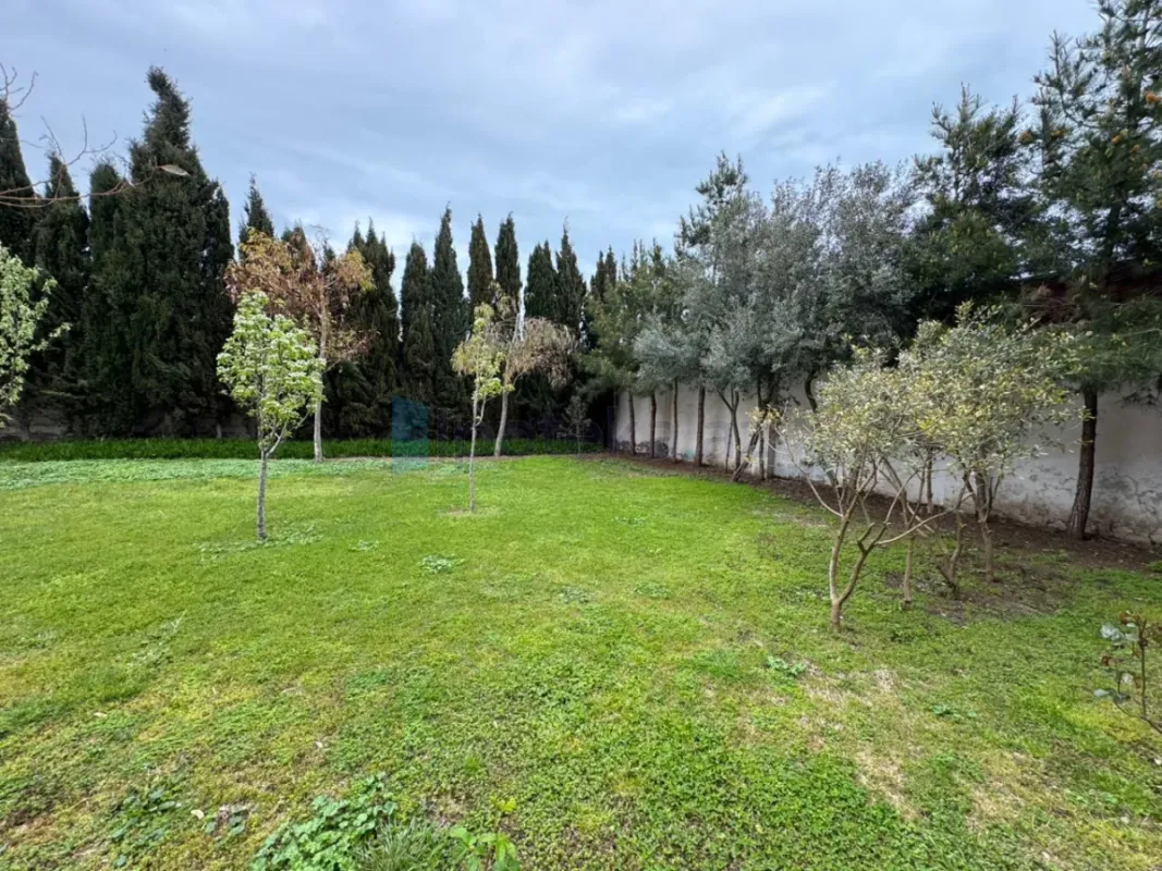 Satılır 4 otaqlı həyət evi 14 m²