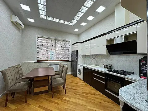 Satılır 4 otaqlı həyət evi 14 m²