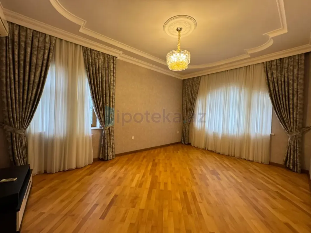 Satılır 4 otaqlı həyət evi 14 m²