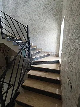 Satılır 4 otaqlı həyət evi 130 m²