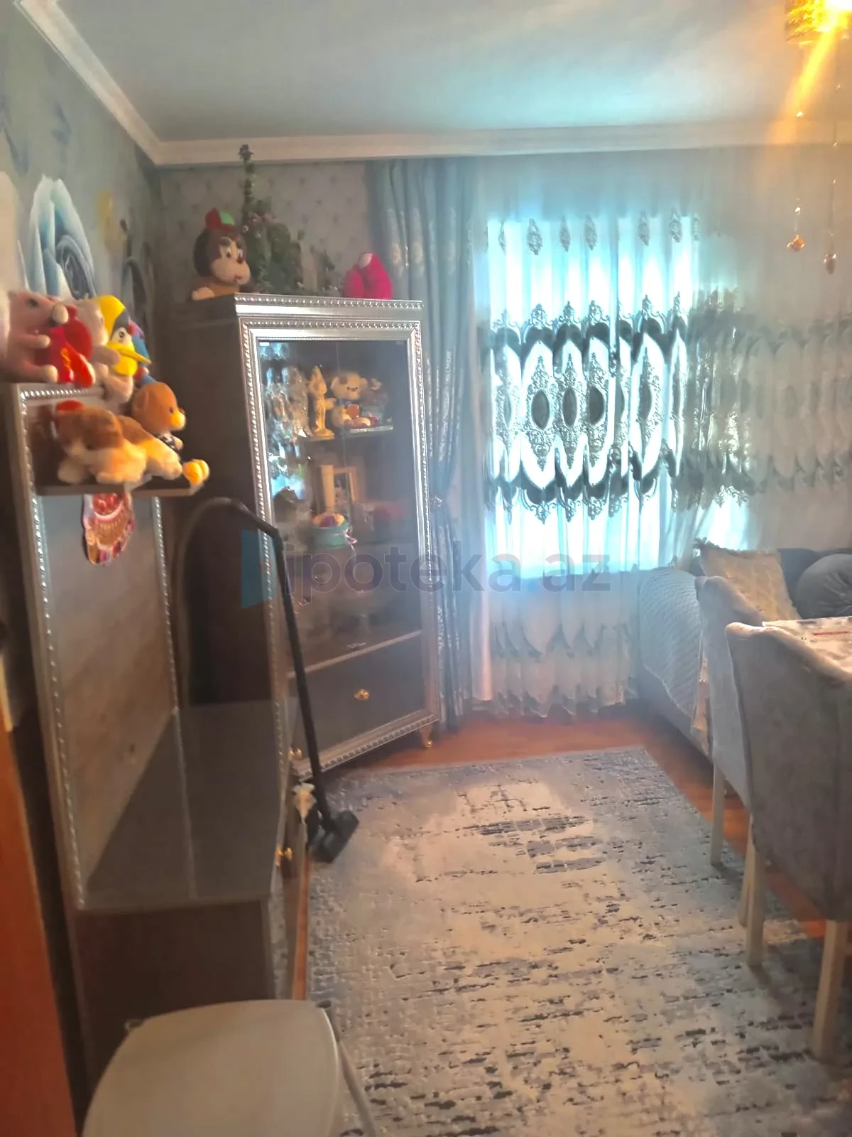 Satılır 4 otaqlı həyət evi 100 m²