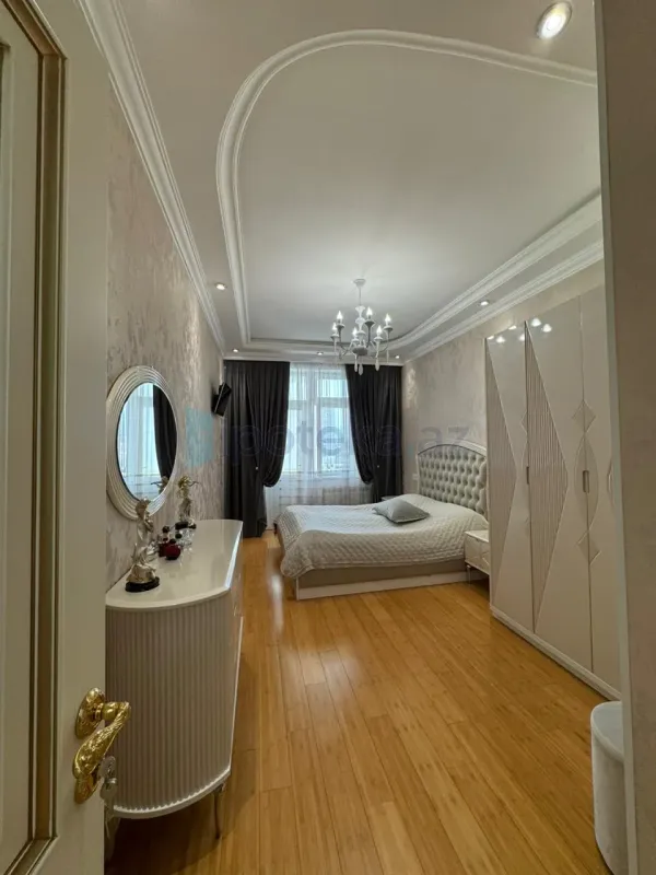 Satılır 2 otaqlı yeni tikili 61 m²