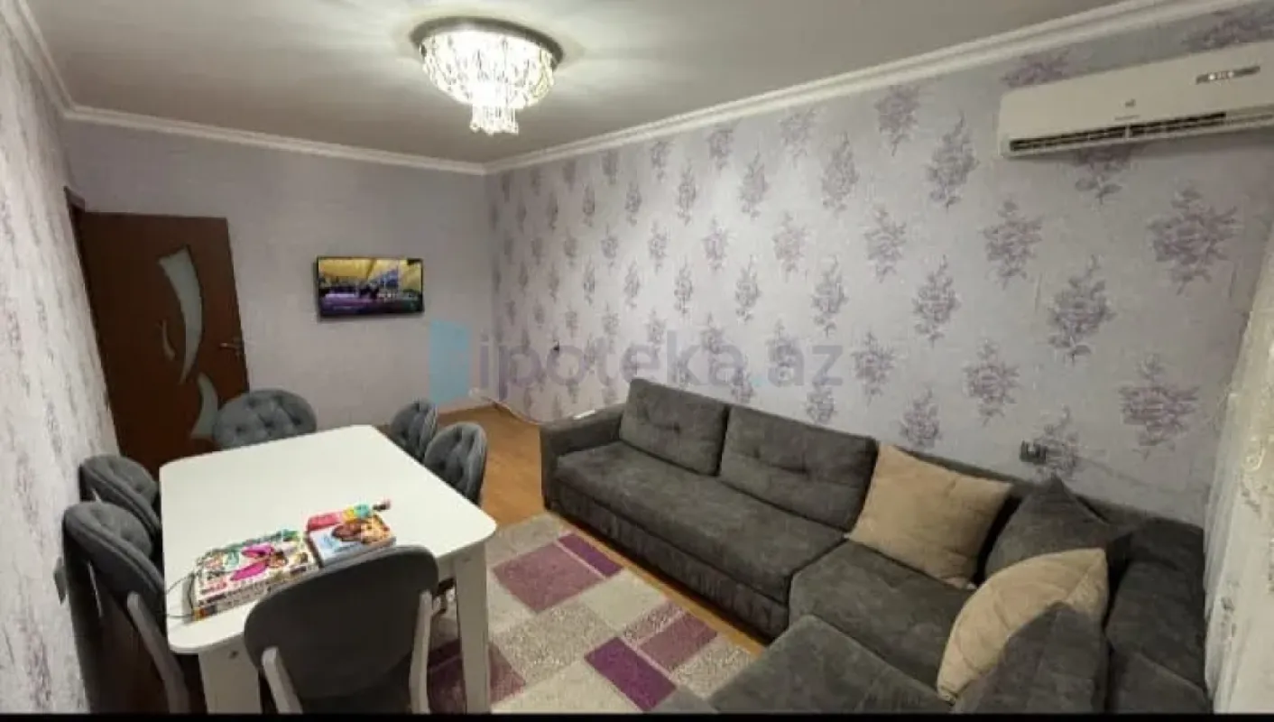 Satılır 4 otaqlı köhnə tikili 80 m²