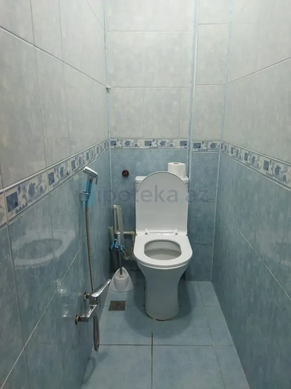 Satılır 3 otaqlı köhnə tikili 70 m²