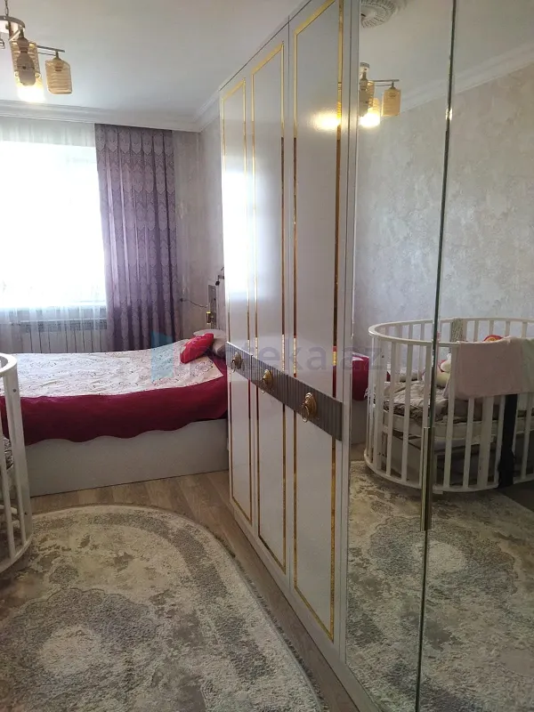 Satılır 3 otaqlı köhnə tikili 70 m²