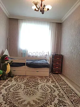 Satılır 3 otaqlı köhnə tikili 70 m²