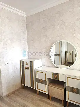Satılır 3 otaqlı köhnə tikili 70 m²