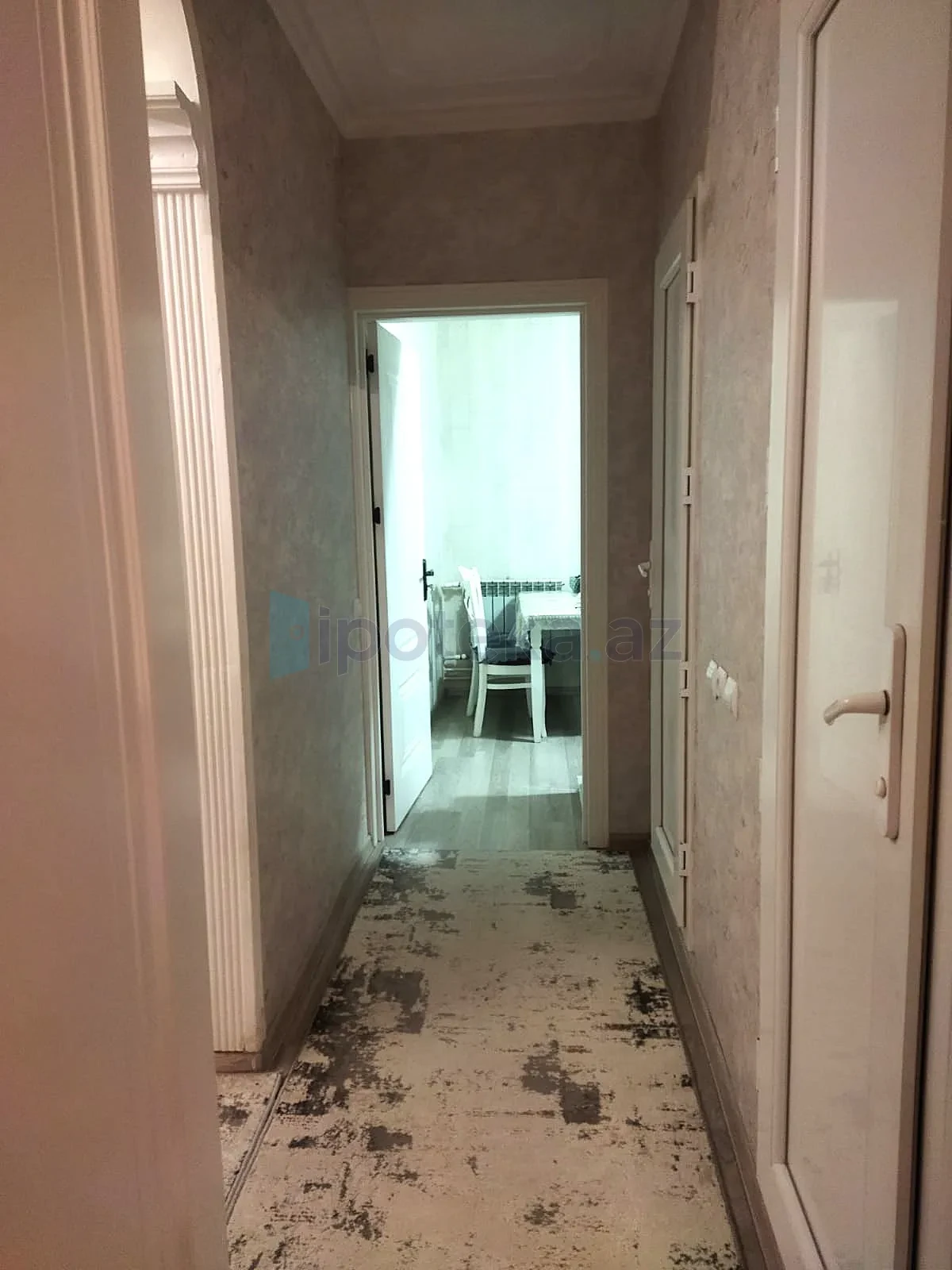 Satılır 3 otaqlı köhnə tikili 70 m²