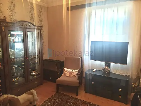 Satılır 5 otaqlı həyət evi 200 m²
