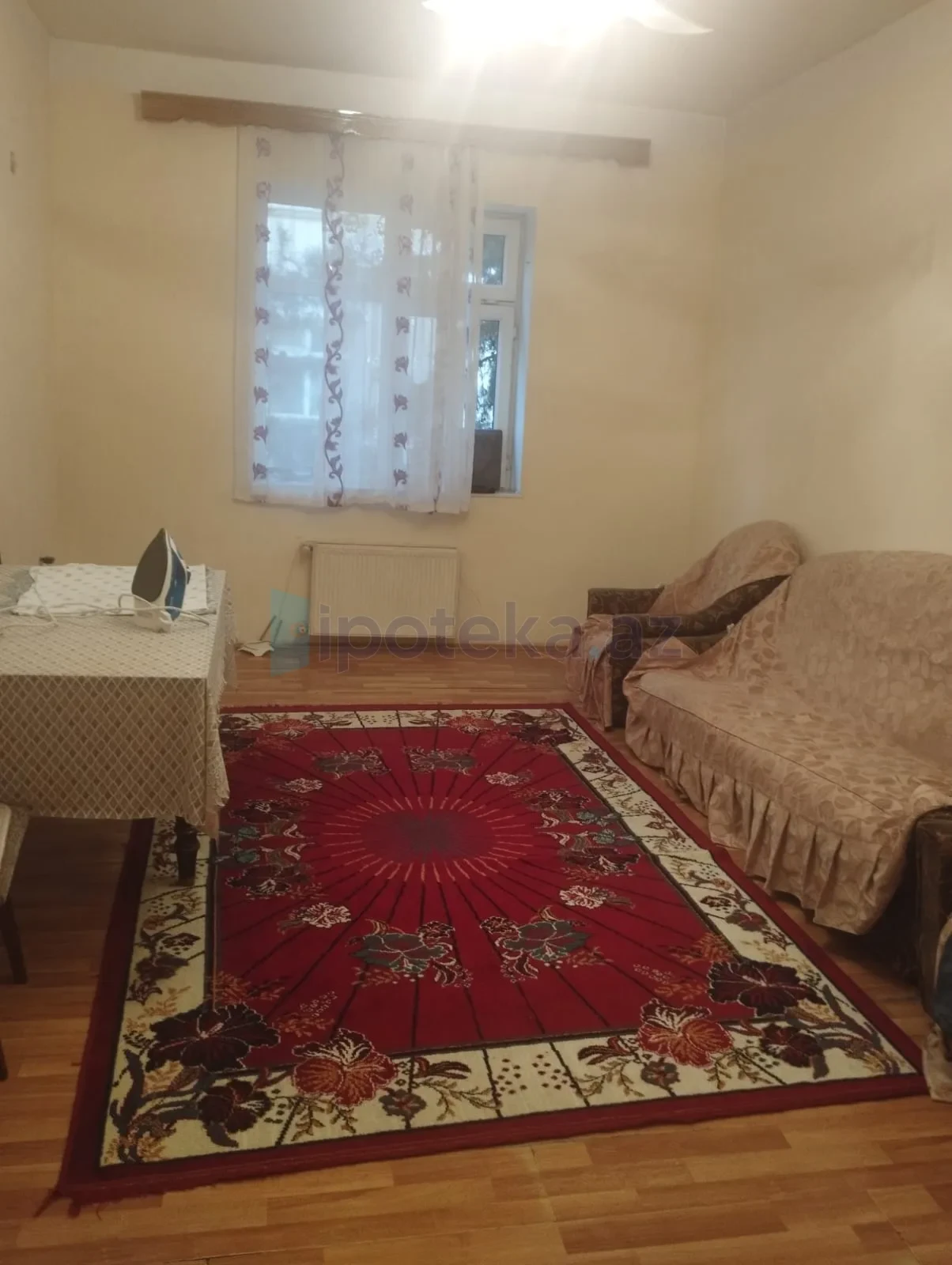 Satılır 2 otaqlı köhnə tikili 60 m²