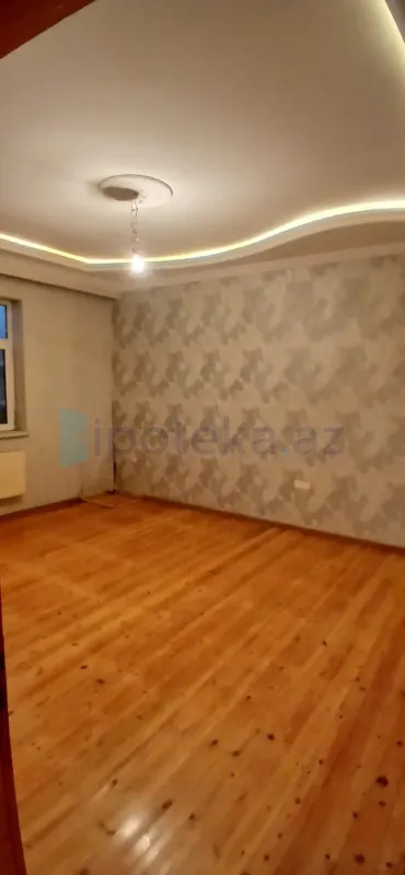 Satılır 4 otaqlı həyət evi 144 m²