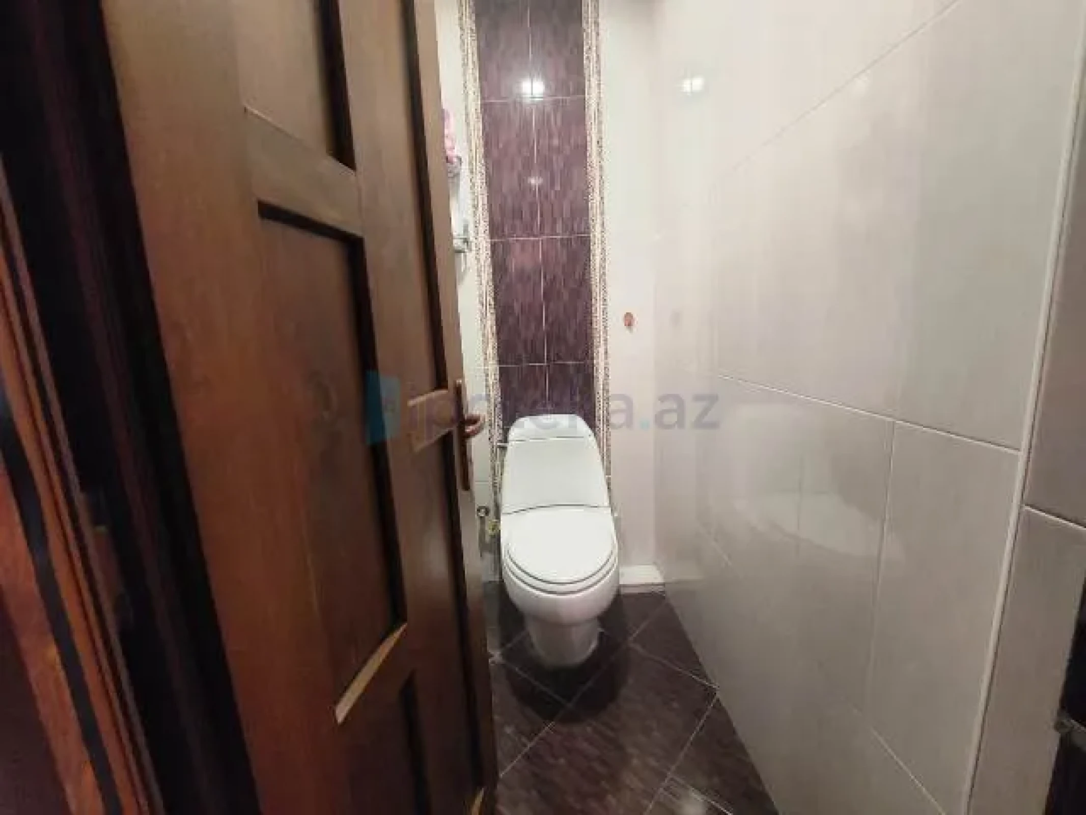 Satılır 4 otaqlı köhnə tikili 85 m²