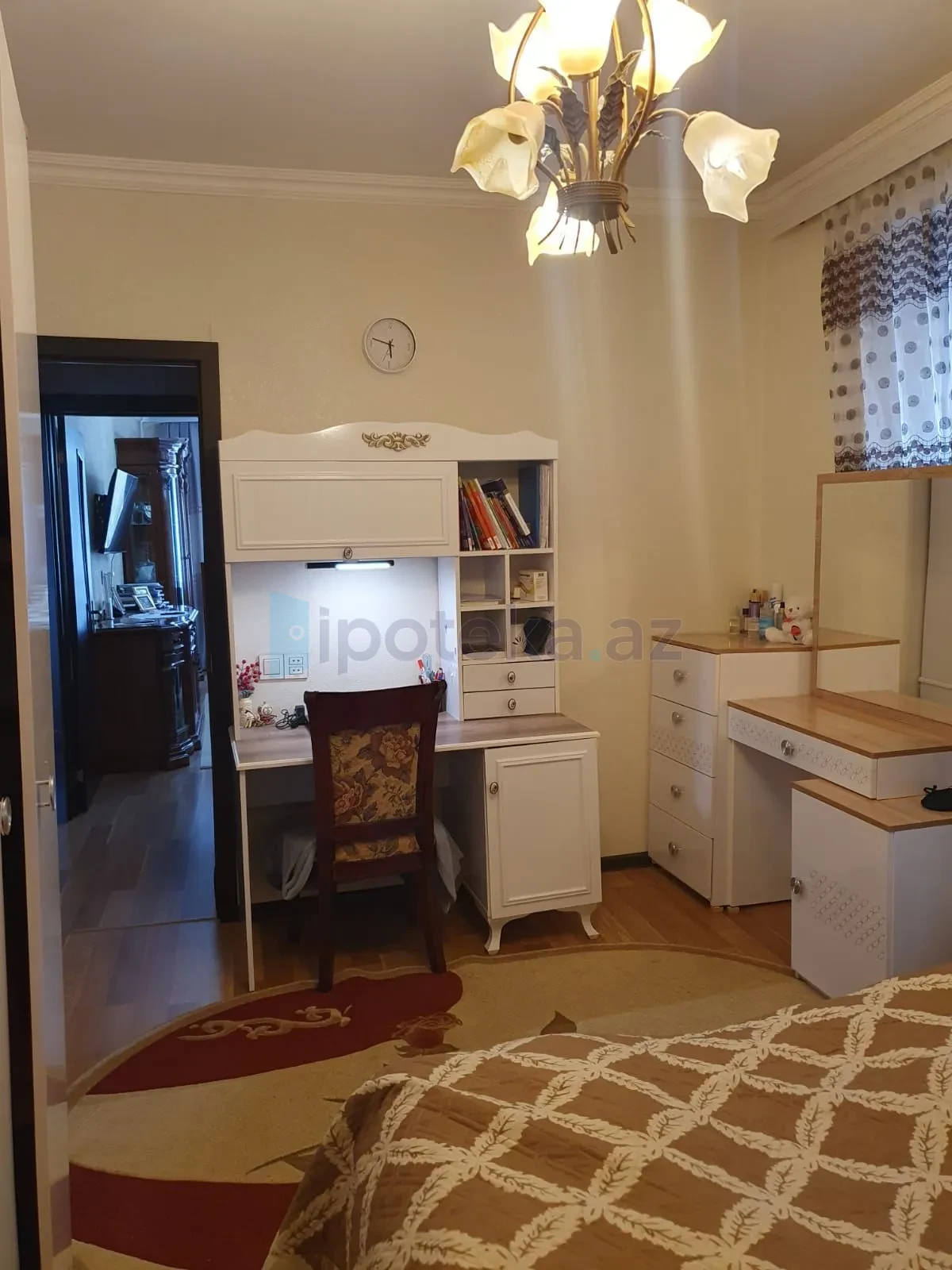 Satılır 2 otaqlı köhnə tikili 60 m²