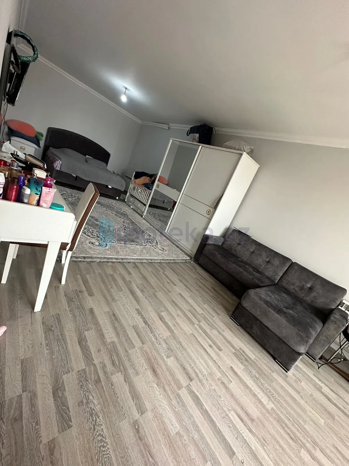 Satılır 4 otaqlı həyət evi 300 m²