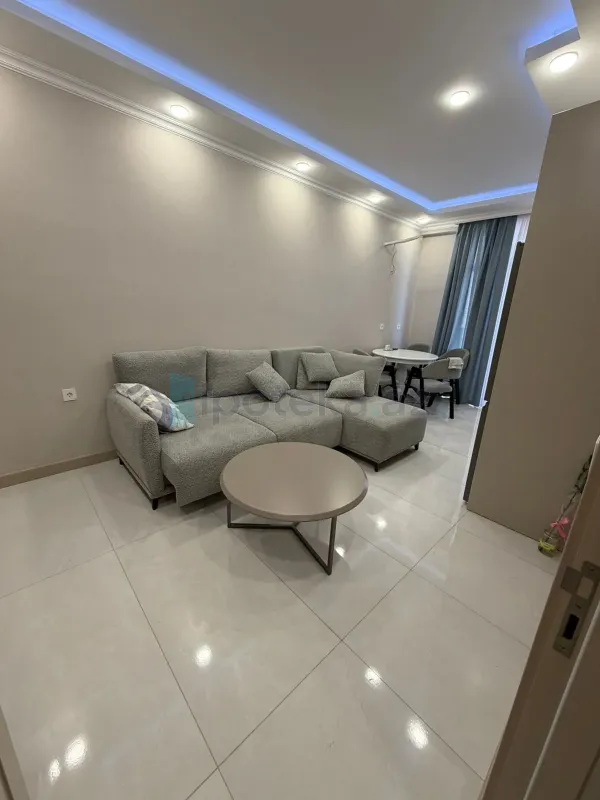 Satılır 2 otaqlı yeni tikili 61 m²