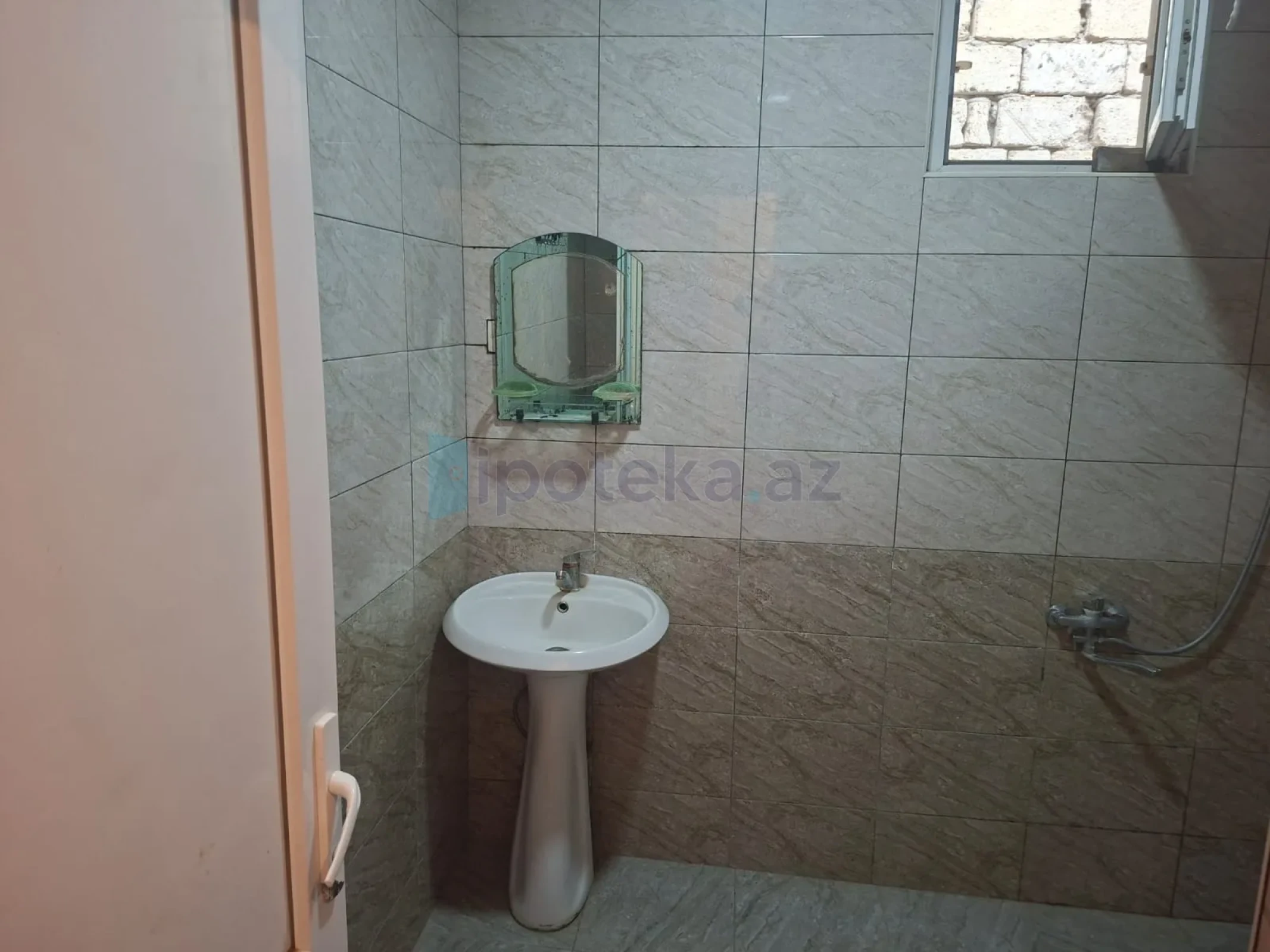 Satılır 3 otaqlı həyət evi 90 m²