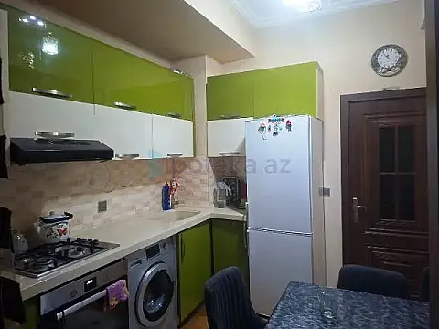 Satılır 3 otaqlı yeni tikili 70 m²
