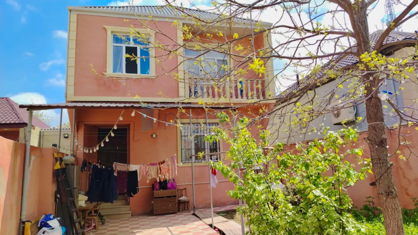 Satılır 4 otaqlı həyət evi 120 m²