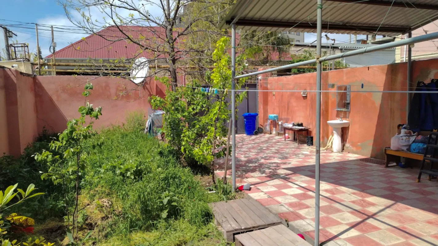Satılır 4 otaqlı həyət evi 120 m²