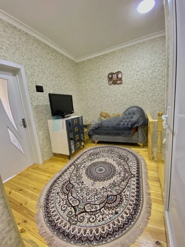 Satılır 4 otaqlı həyət evi 120 m²