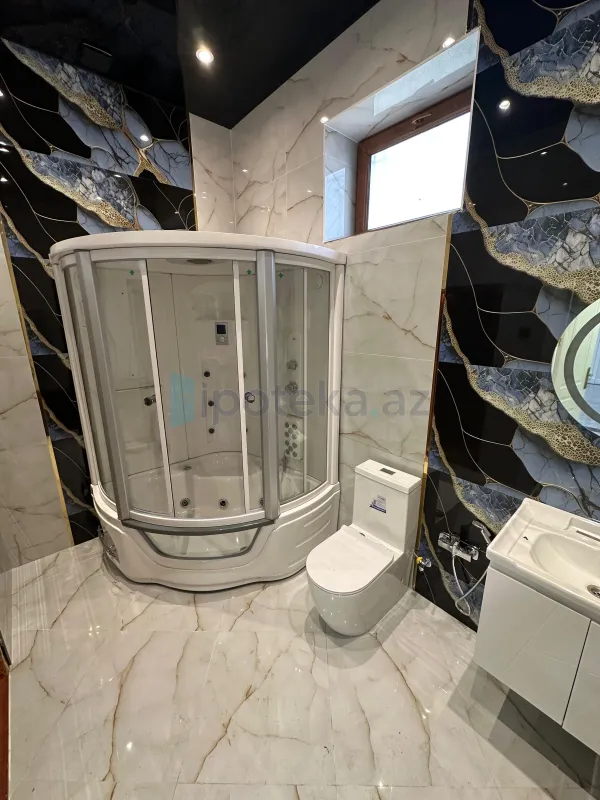 Satılır 6 otaqlı həyət evi 420 m²