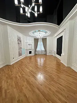 Satılır 6 otaqlı həyət evi 420 m²