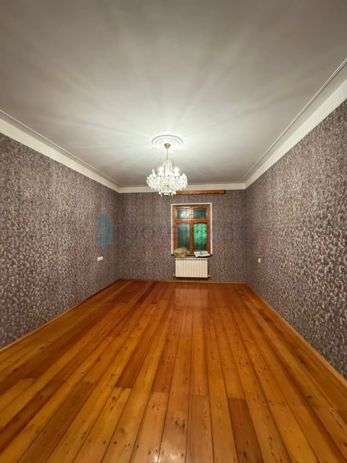 Satılır 7 otaqlı həyət evi 350 m²