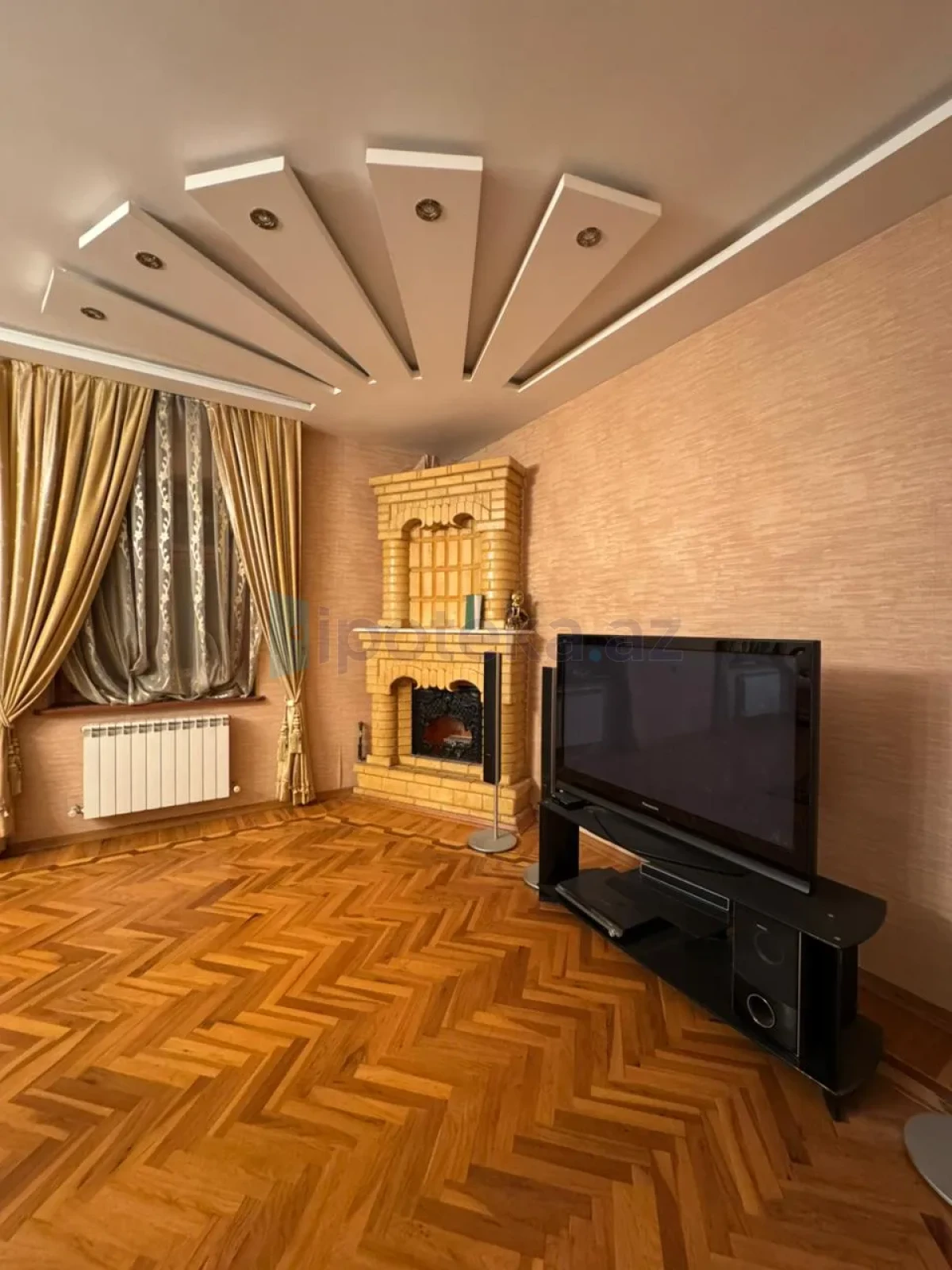 Satılır 7 otaqlı həyət evi 350 m²