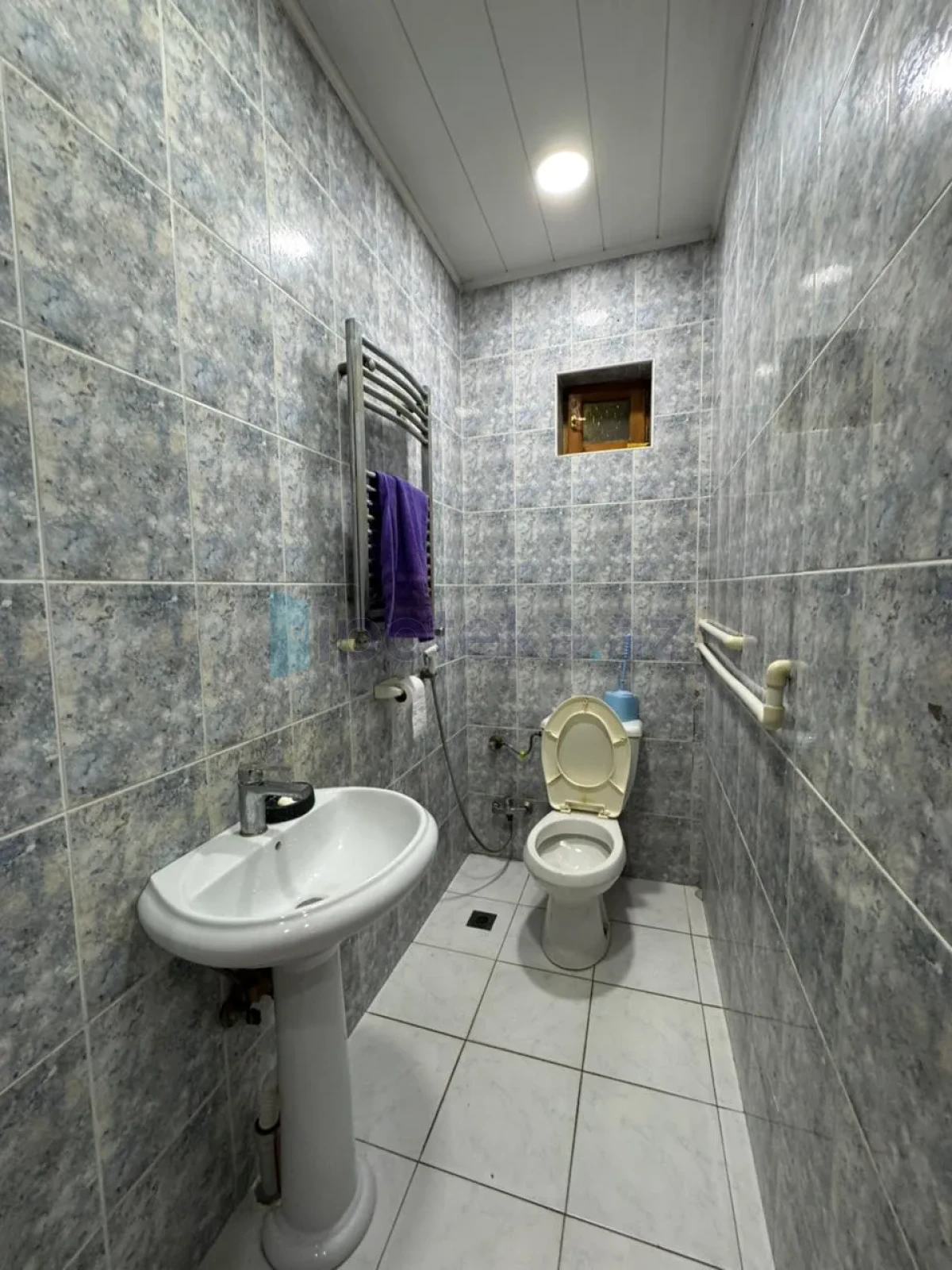 Satılır 7 otaqlı həyət evi 350 m²