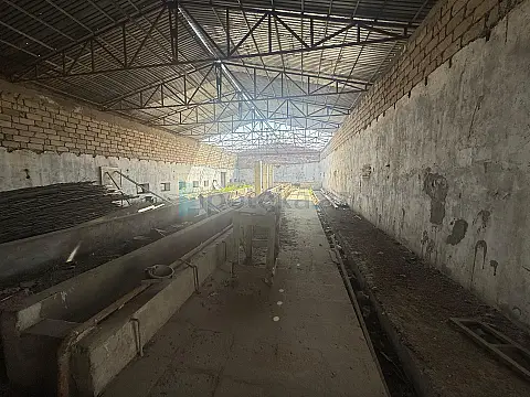 Satılır 6 otaqlı həyət evi 500 m²